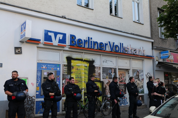 Mietvertrag für das Zentrale Polizeigebäude und das Regionales Trainingszentrum von der Kreisverwaltung Recklinghausen unterzeichnet - Polizei in Gelsenkirchen profitiert ebenfalls