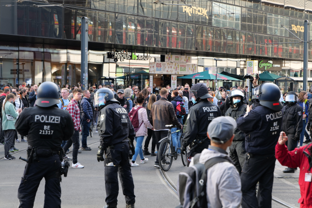 POL-OB: Warum es am Samstag so viele Polizisten im Centro Oberhausen gibt