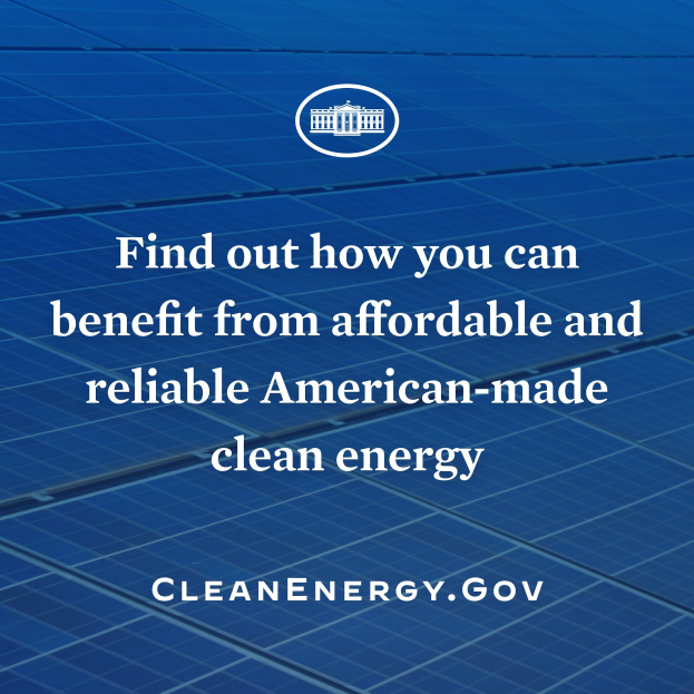 Plakat mit einem blauen Kreis-Logo, das einen weißen Stern und weißen Text enthält, der "Finden Sie heraus, wie Sie von erschwinglicher und zuverlässiger amerikanischer Clean Energy profitieren können", und einen hellblauen Hintergrund.